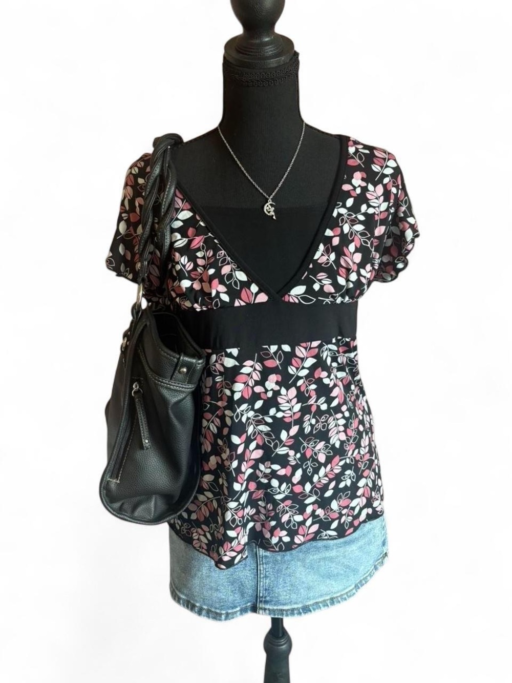 Carducci Women's Black Floral V-Neck Top with Pink & White Leaves, Size M